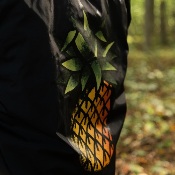 RVCA Pineapple Jacket - Picture 4 of 4